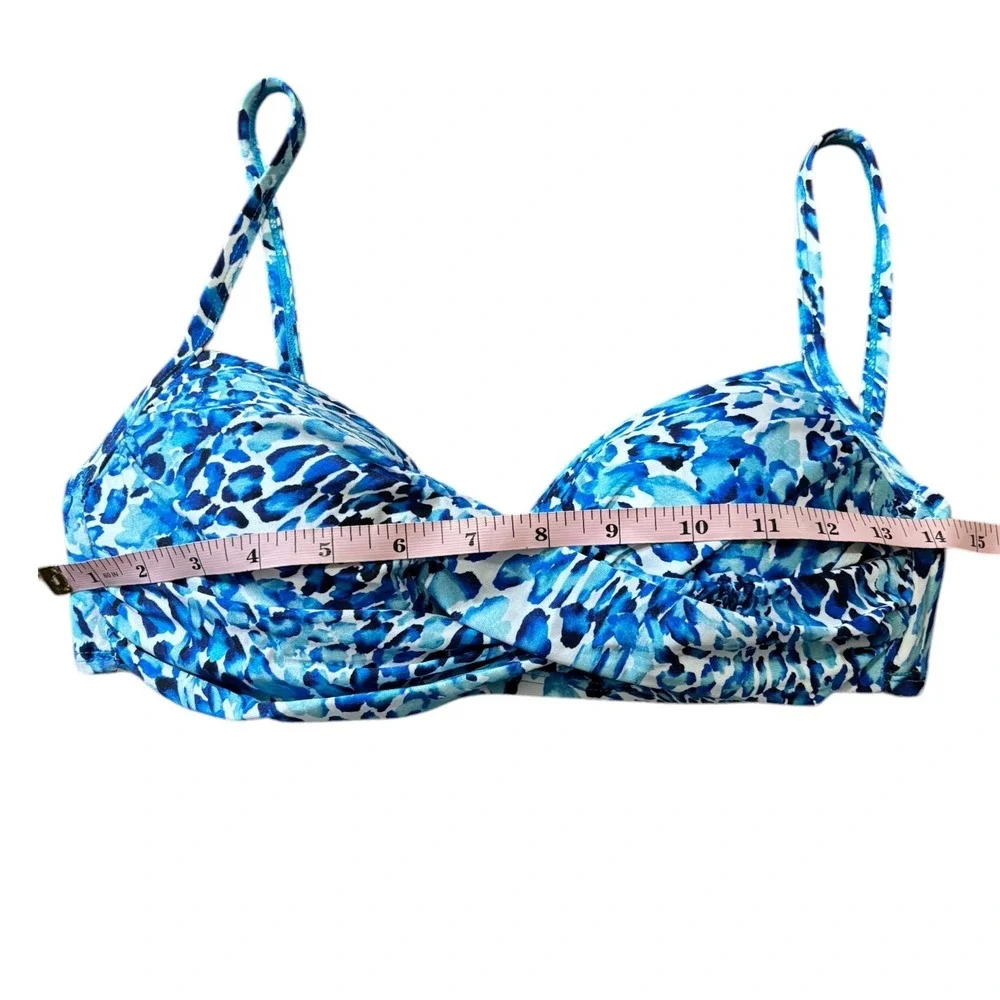 La Blanca Blue Abstract Animal Print Twist Front Underwire Bikini Top Size 6 NWT